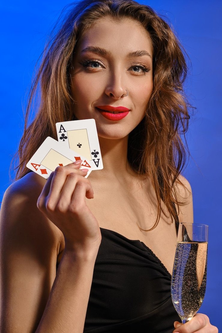 Antarmuka aplikasi mobile tropicana77 menampilkan slot populer dan menu sportsbook